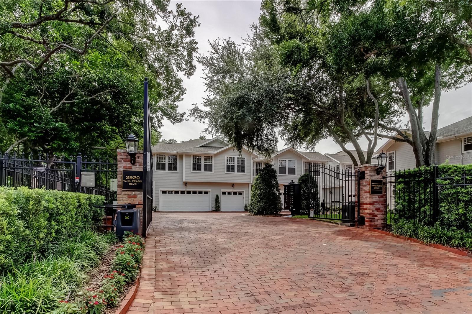 Image 4 of 63 For 2920 El Prado Boulevard 13