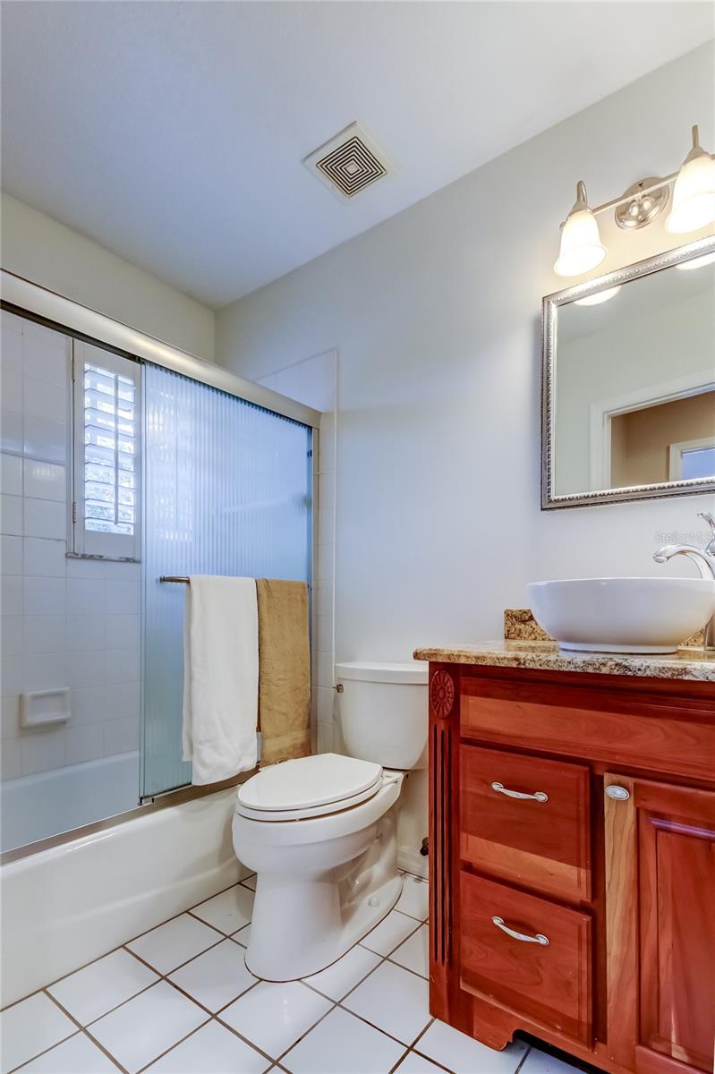 Image 40 of 63 For 2920 El Prado Boulevard 13
