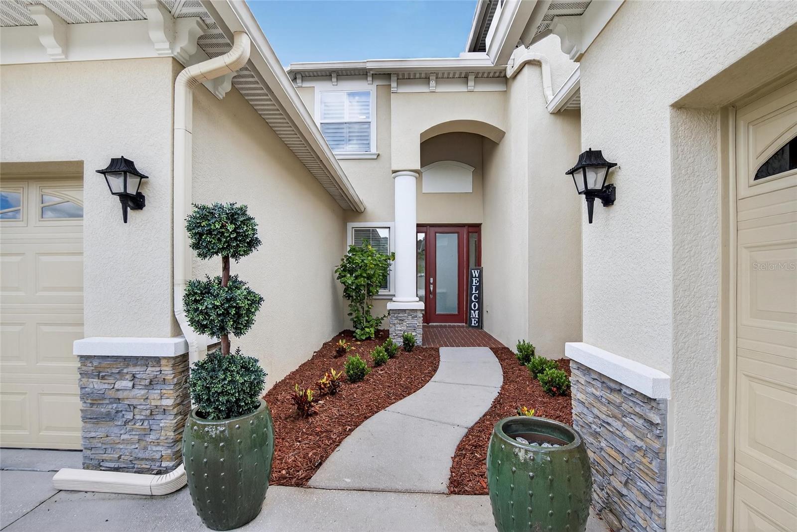 Image 2 of 72 For 27202 Sora Boulevard