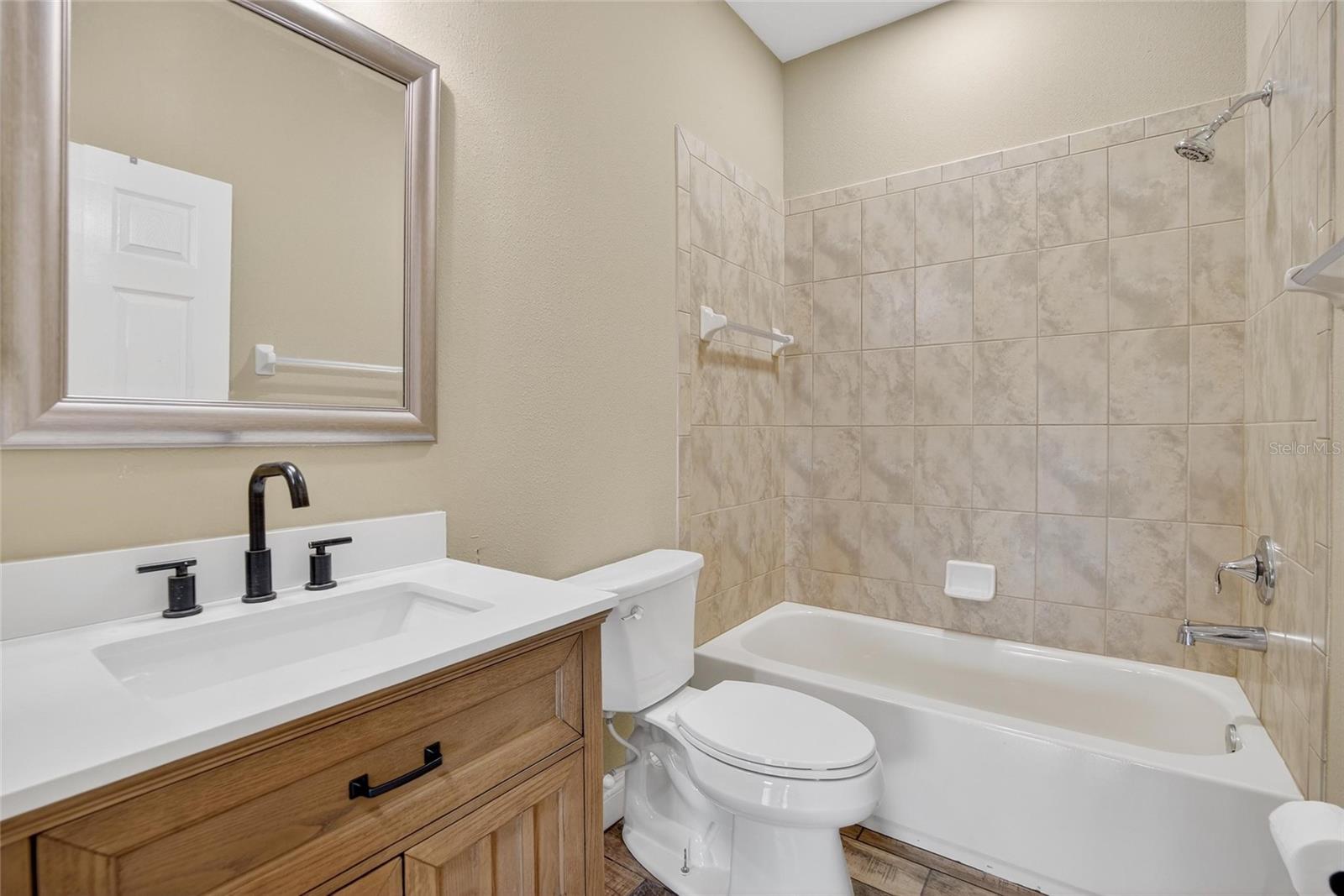 Image 38 of 72 For 27202 Sora Boulevard
