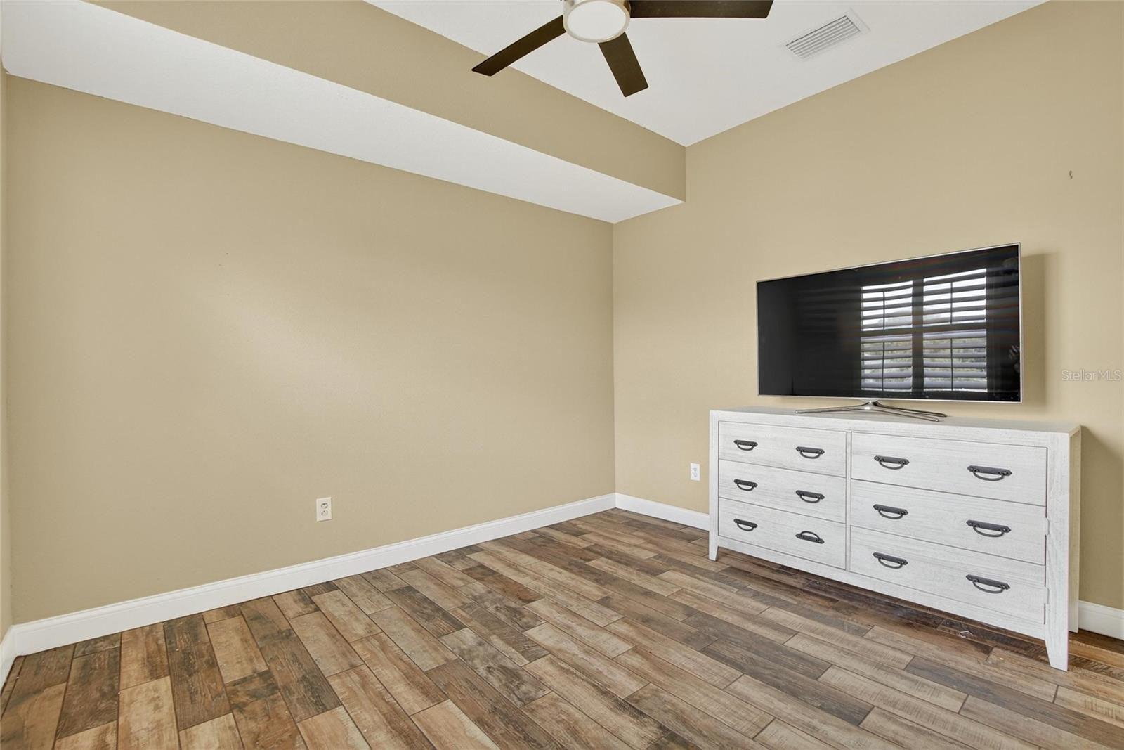 Image 50 of 72 For 27202 Sora Boulevard