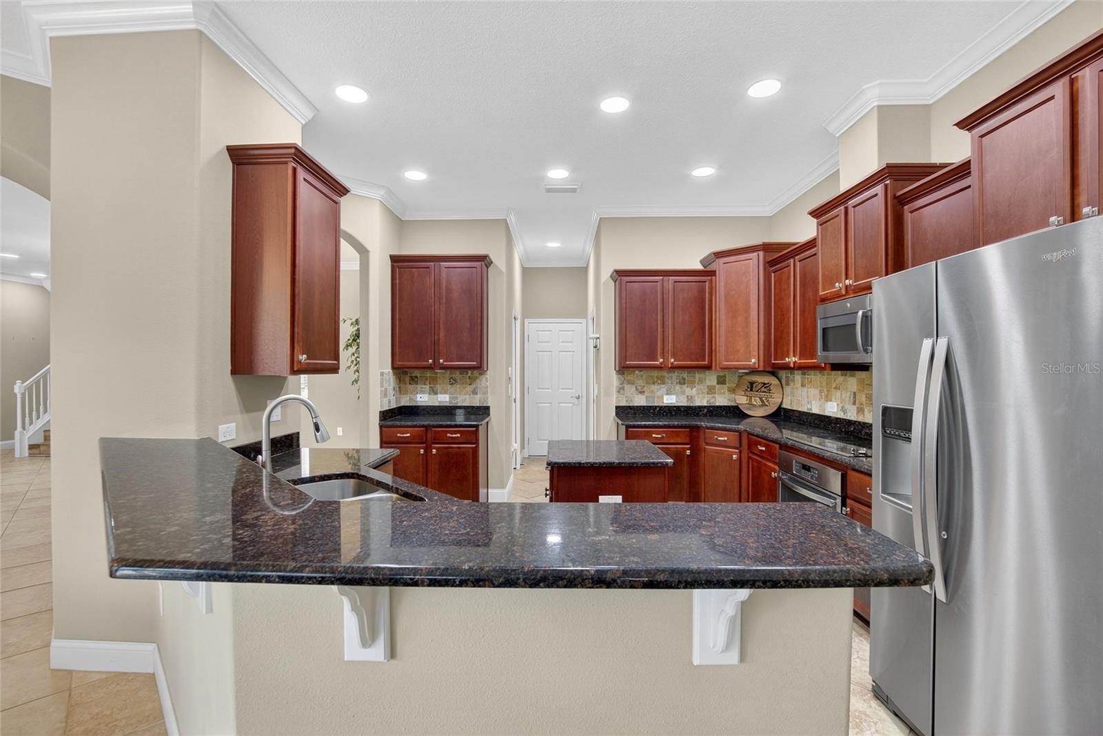 Image 9 of 72 For 27202 Sora Boulevard