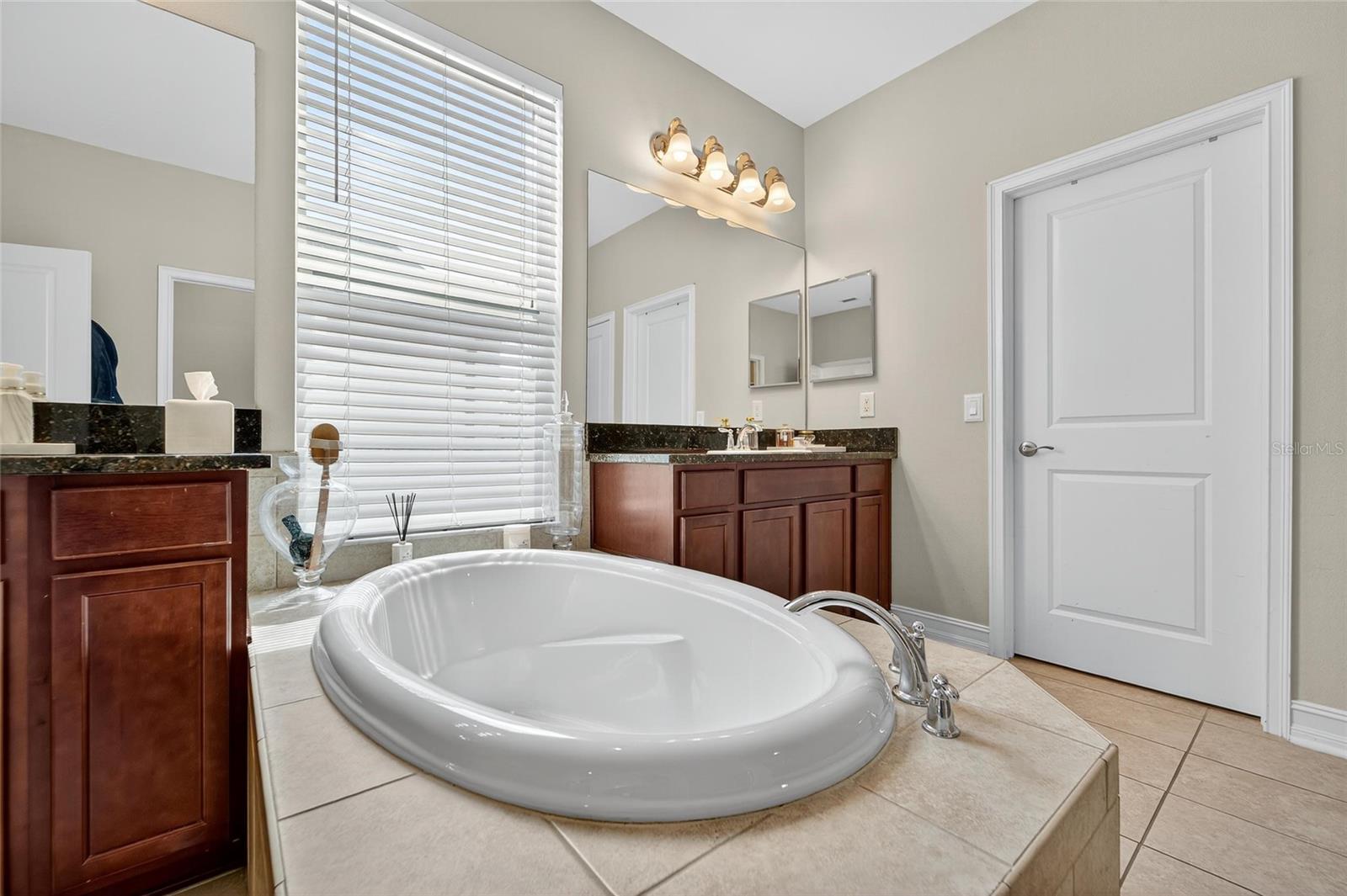 Image 41 of 99 For 4518 Esperanza Court