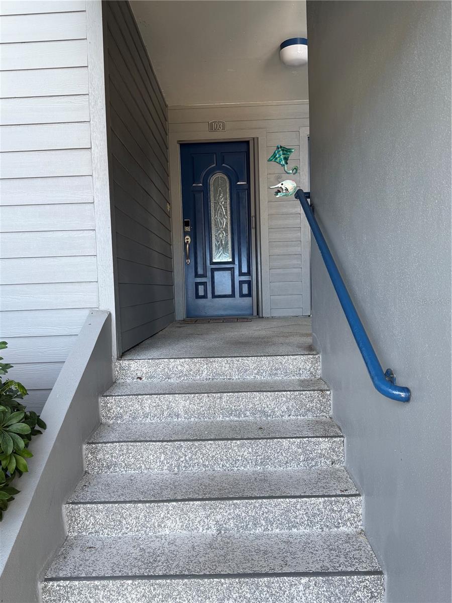 Image 2 of 22 For 910 Pinellas Bayway S 103
