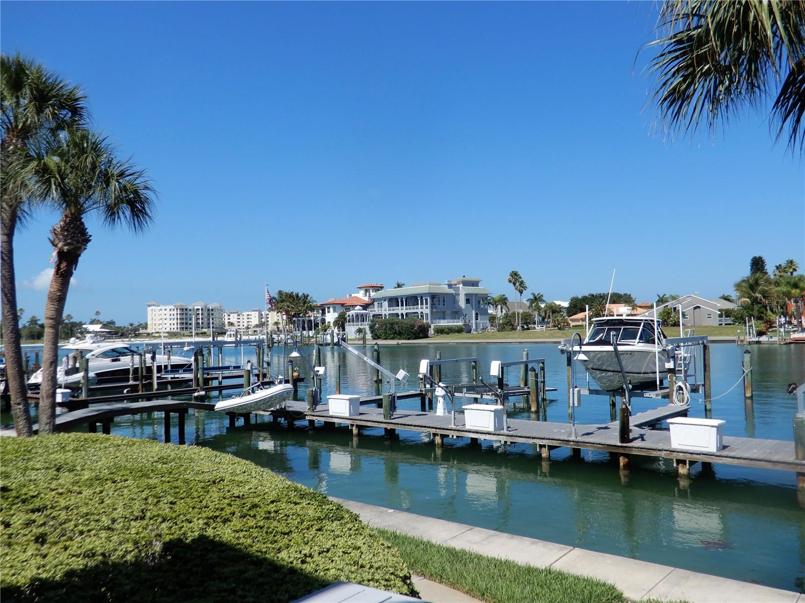 Image 22 of 22 For 910 Pinellas Bayway S 103
