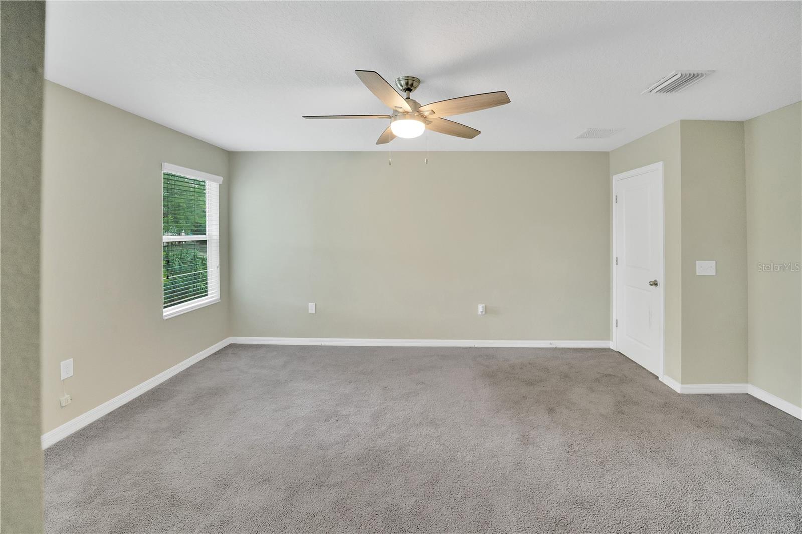 Image 28 of 41 For 2612 26th Avenue
