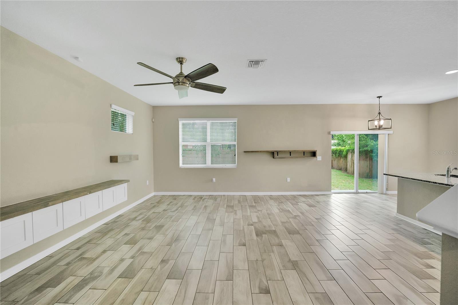 Image 8 of 41 For 2612 26th Avenue