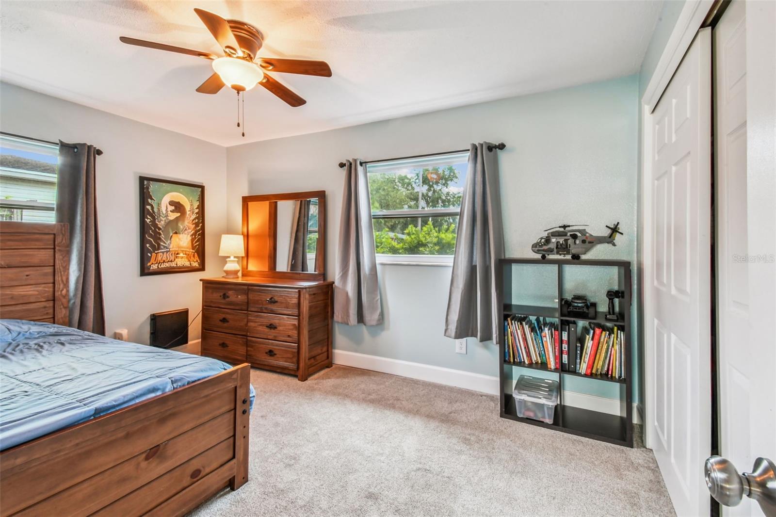 Listing photo id 13 for 112 Julie Lane