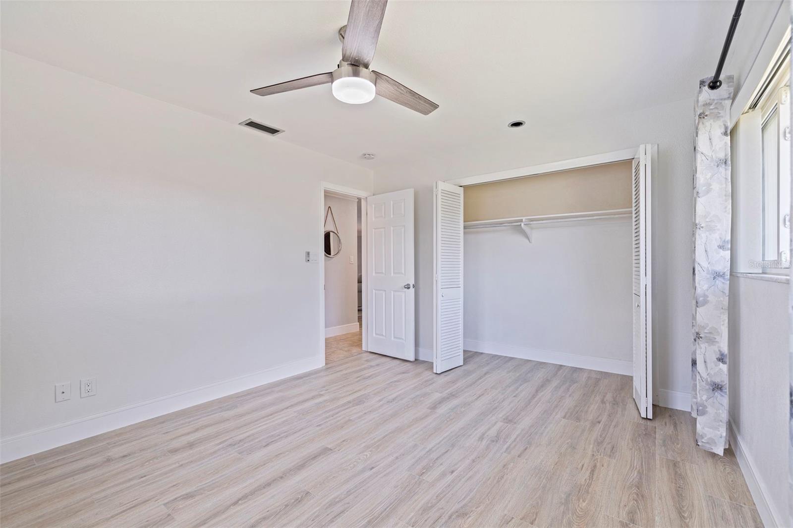 Image 13 of 41 For 5628 Williams Boulevard