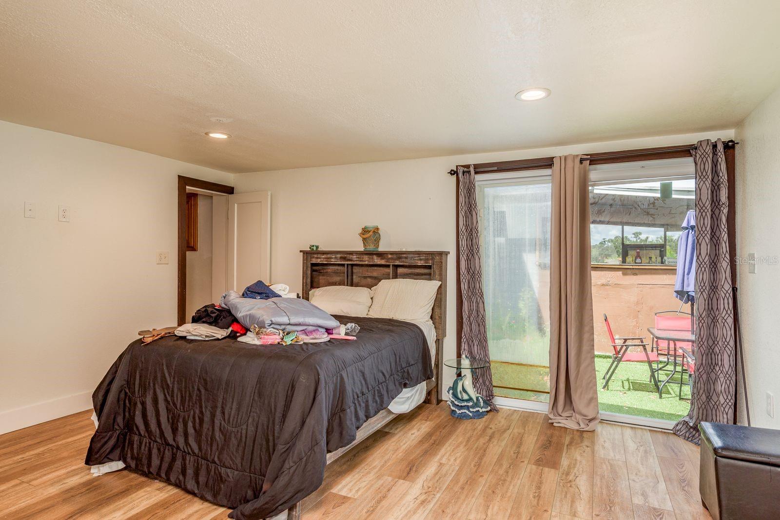 Image 13 of 34 For 2102 Ivy Street