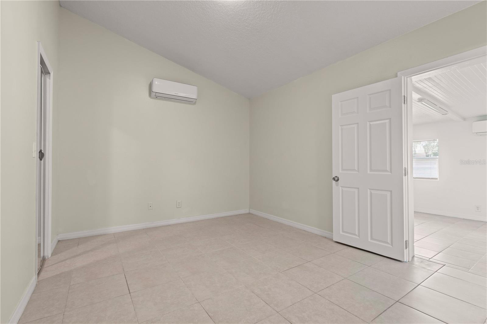 Image 35 of 46 For 2108 Ridgemore Drive