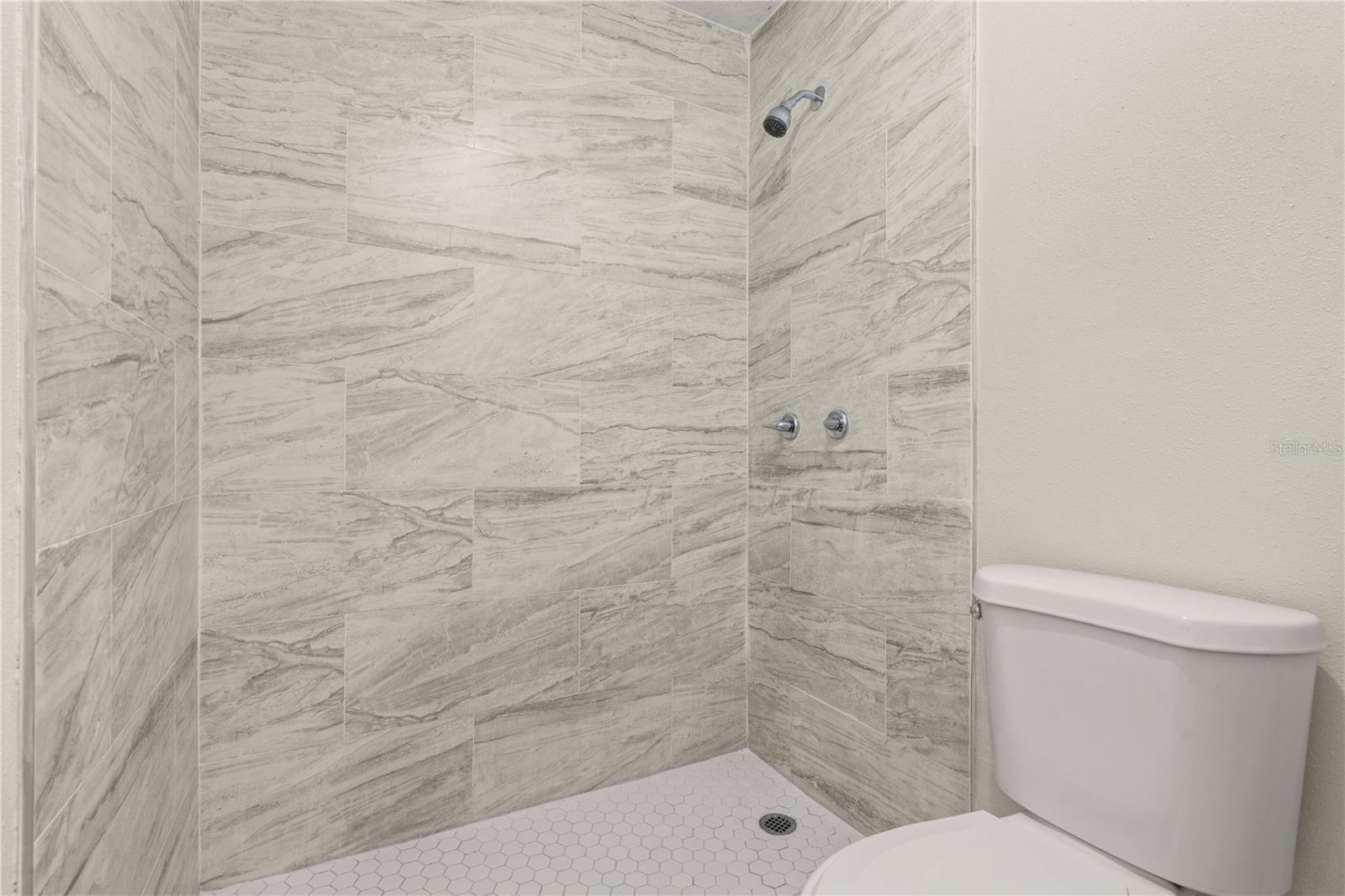 Image 37 of 46 For 2108 Ridgemore Drive