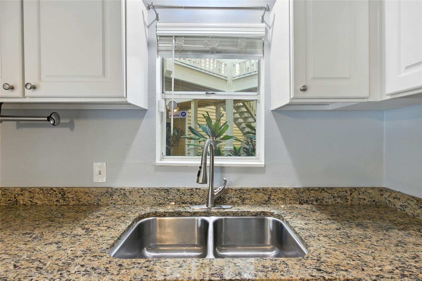 Image 15 of 62 For 115 112th Avenue Ne 1016