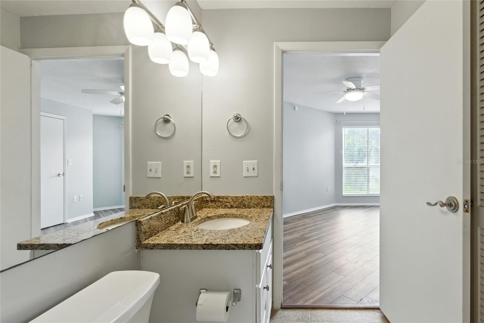Image 32 of 62 For 115 112th Avenue Ne 1016
