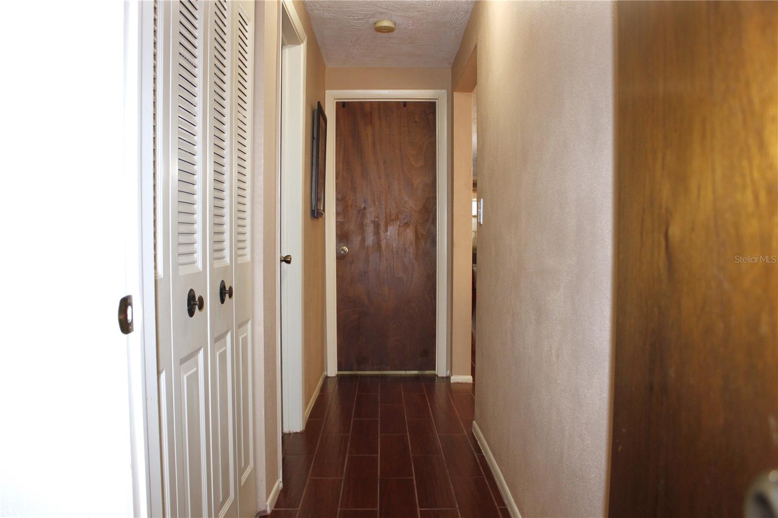 Image 25 of 49 For 4125 Riverwood Drive