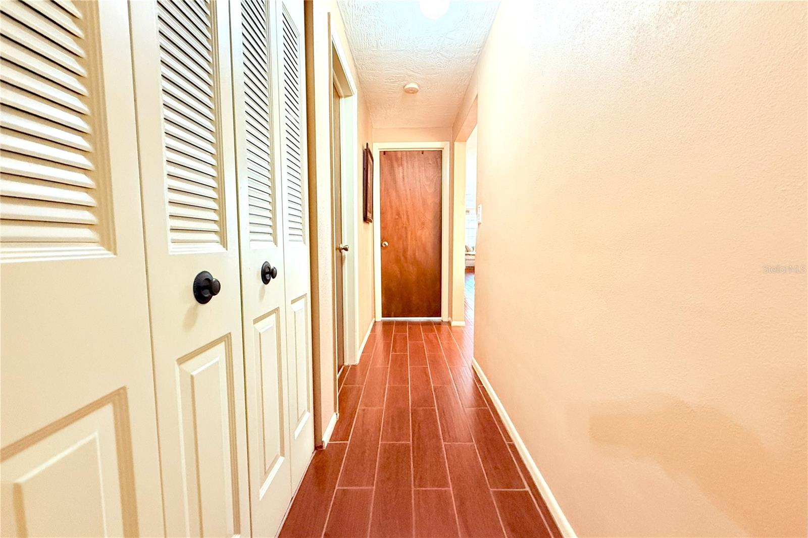 Image 32 of 49 For 4125 Riverwood Drive