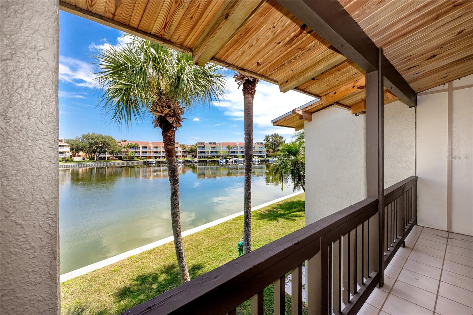 Image 14 of 54 For 556 Plaza Seville Court 106