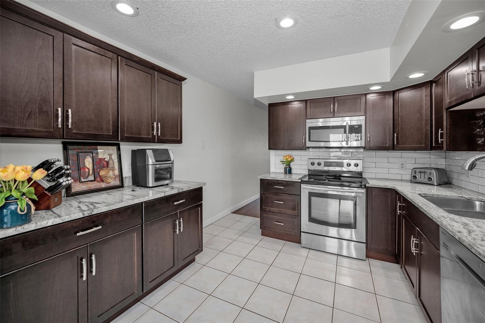 Image 10 of 56 For 2226 Switzerland Way 52
