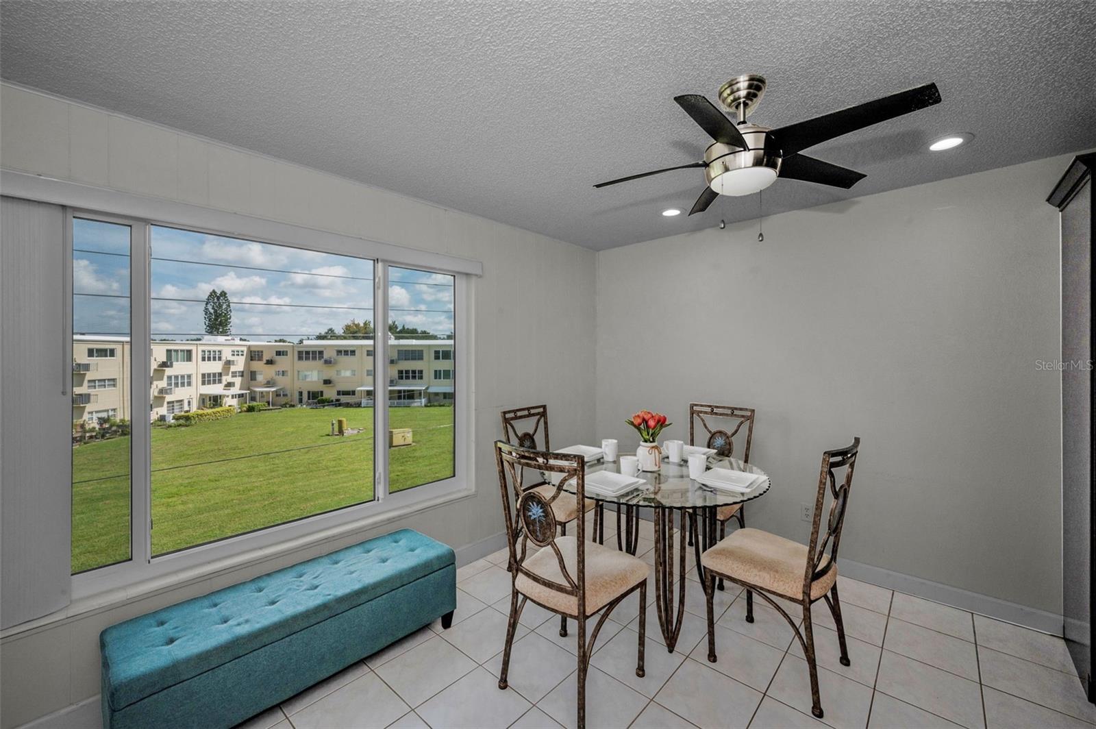 Image 14 of 56 For 2226 Switzerland Way 52