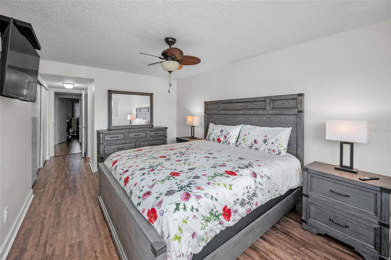 Image 17 of 56 For 2226 Switzerland Way 52