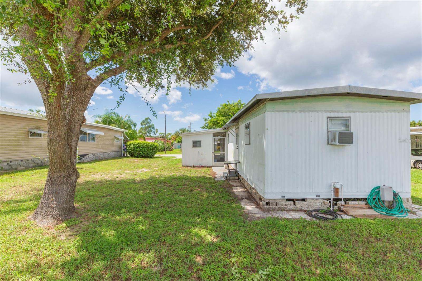 Image 22 of 25 For 6610 Avocado Drive