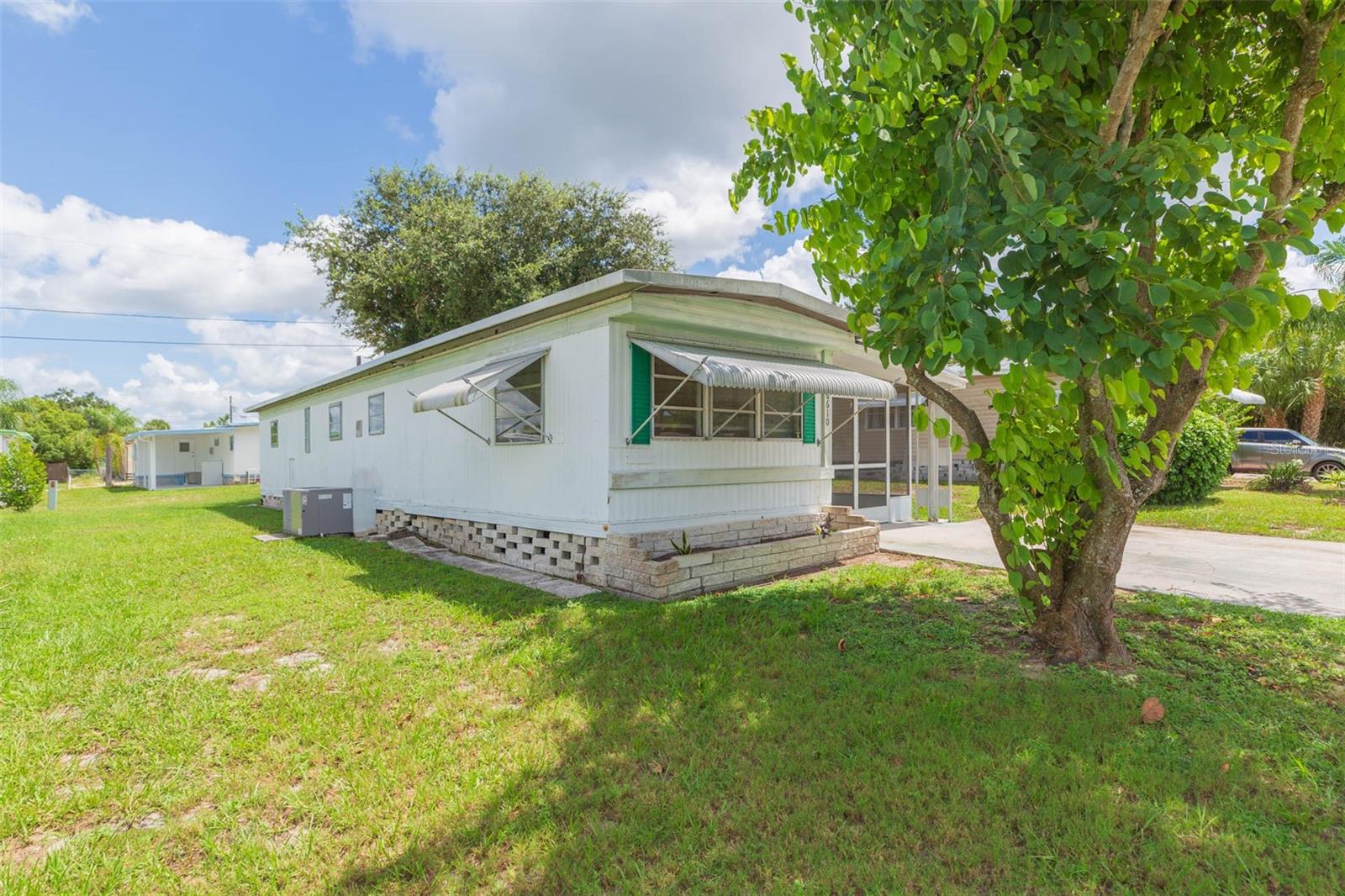 Image 24 of 25 For 6610 Avocado Drive