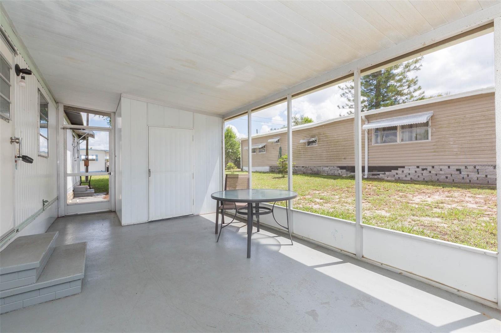 Image 3 of 25 For 6610 Avocado Drive