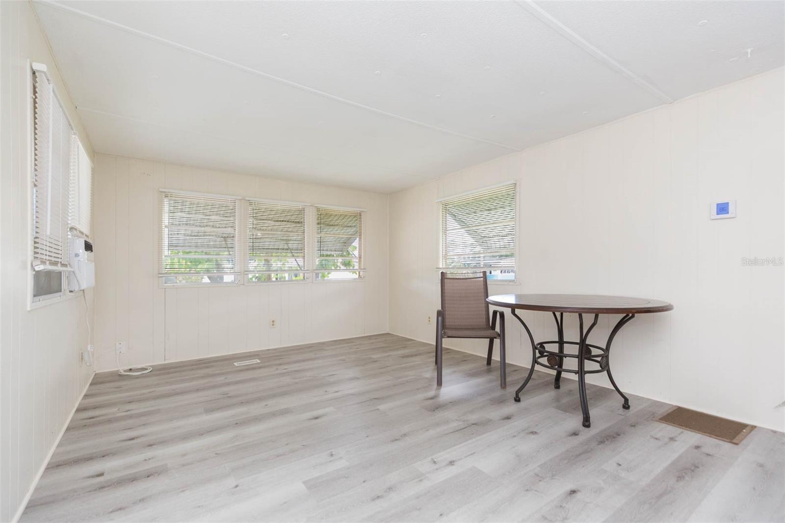 Image 6 of 25 For 6610 Avocado Drive