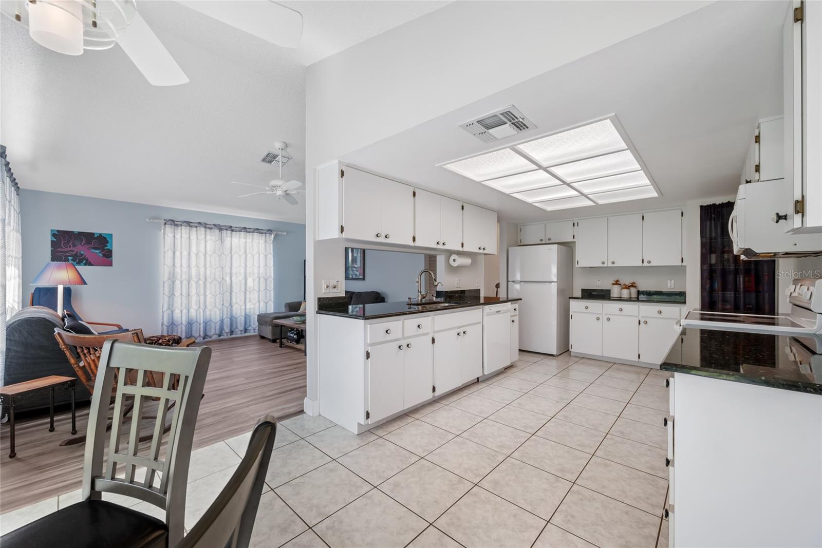 Image 22 of 50 For 3948 Tarpon Pointe Circle