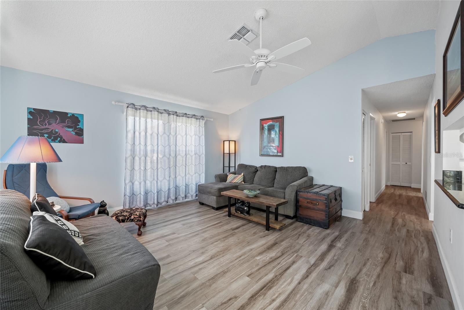 Image 25 of 50 For 3948 Tarpon Pointe Circle