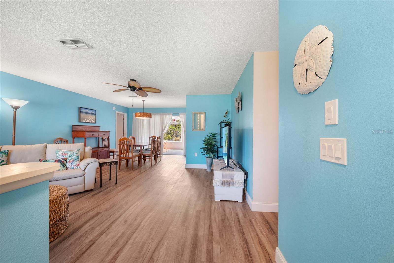 Image 7 of 50 For 3948 Tarpon Pointe Circle