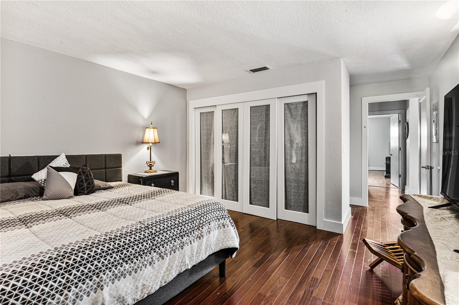 Image 10 of 20 For 610 Indian Rocks Road N 123