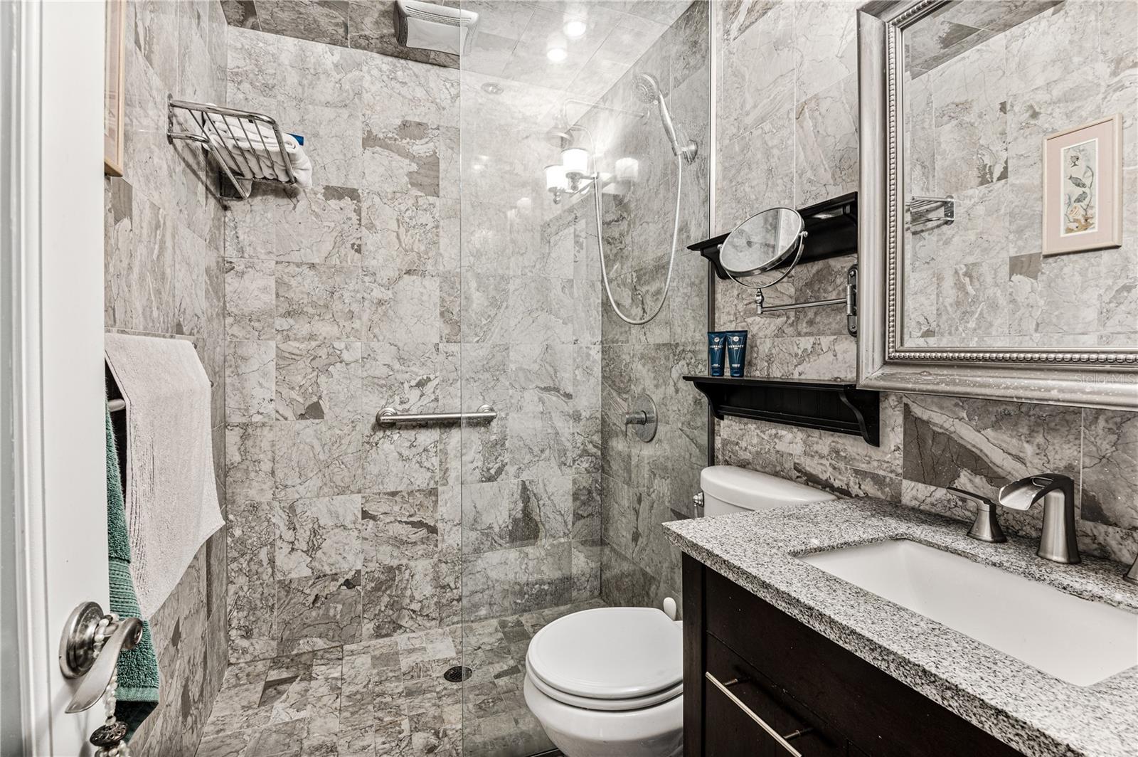 Image 12 of 20 For 610 Indian Rocks Road N 123