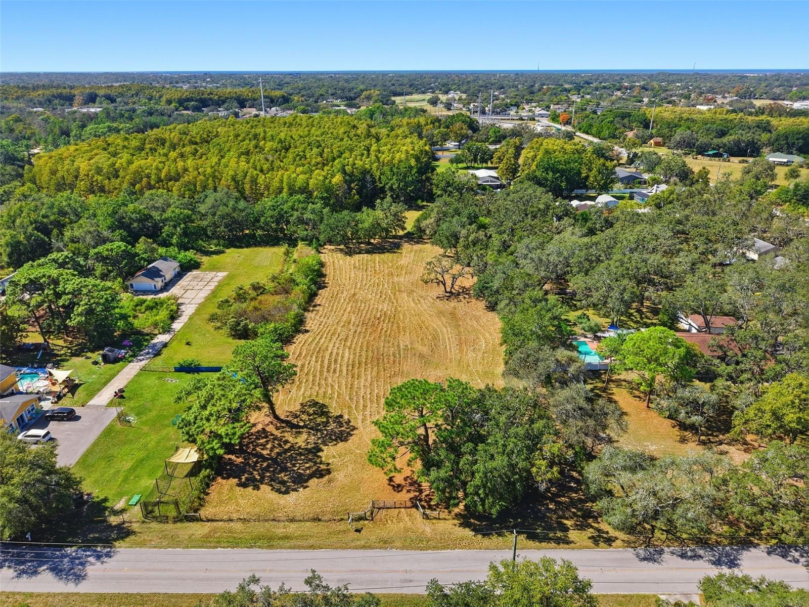 Image 16 of 17 For 10675 Hilltop Drive