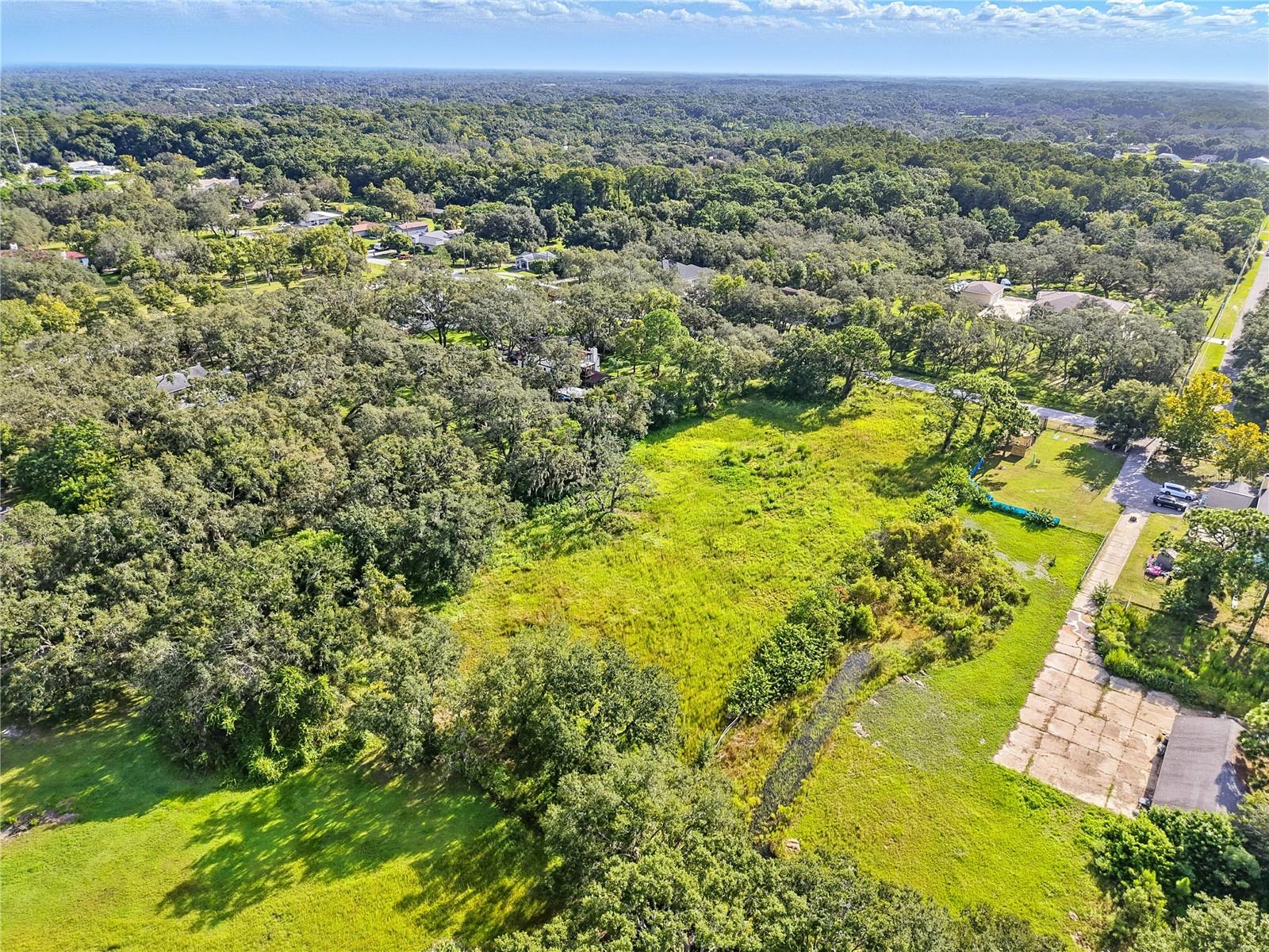 Image 4 of 8 For 10675 Hilltop Drive