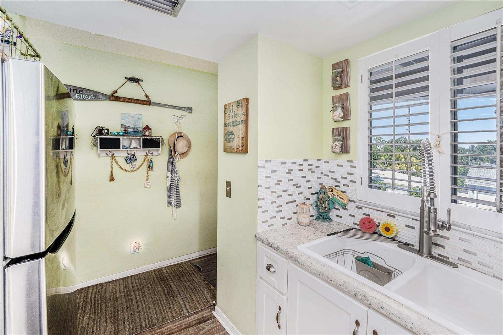 Image 11 of 27 For 215 Valencia Boulevard 308