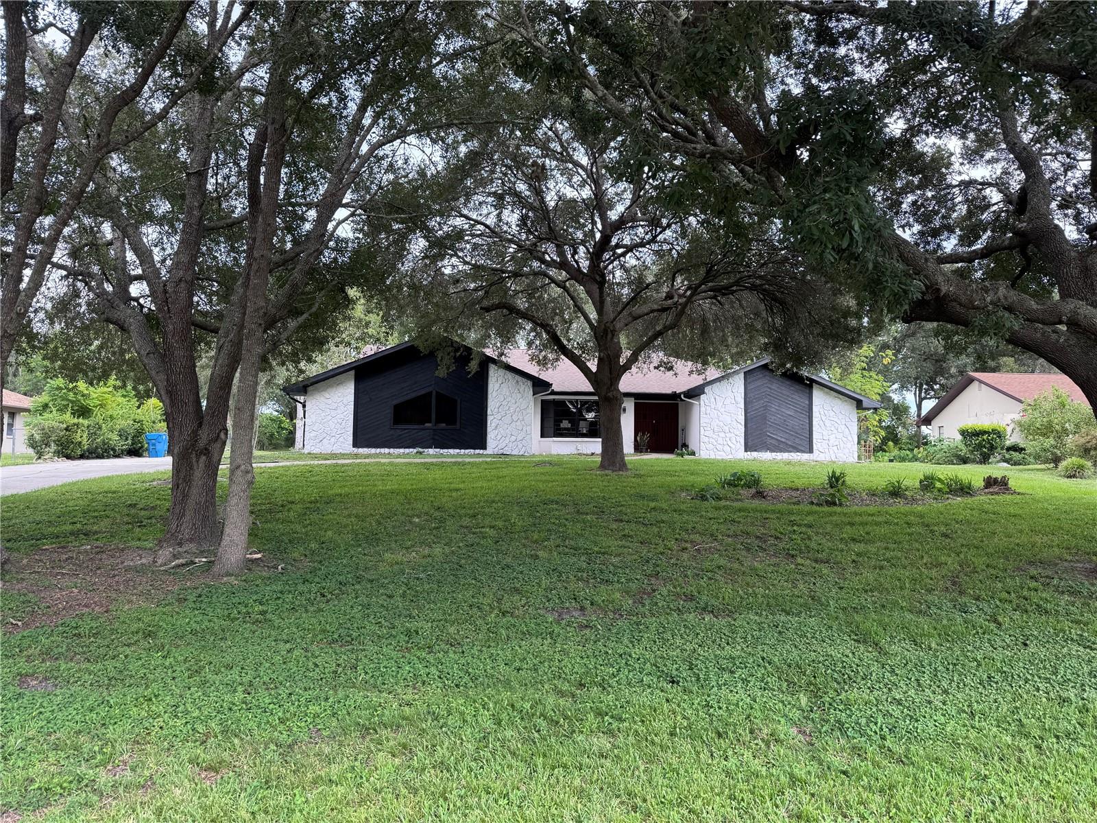 Details for 5312 Suwannee Road, WEEKI WACHEE, FL 34607