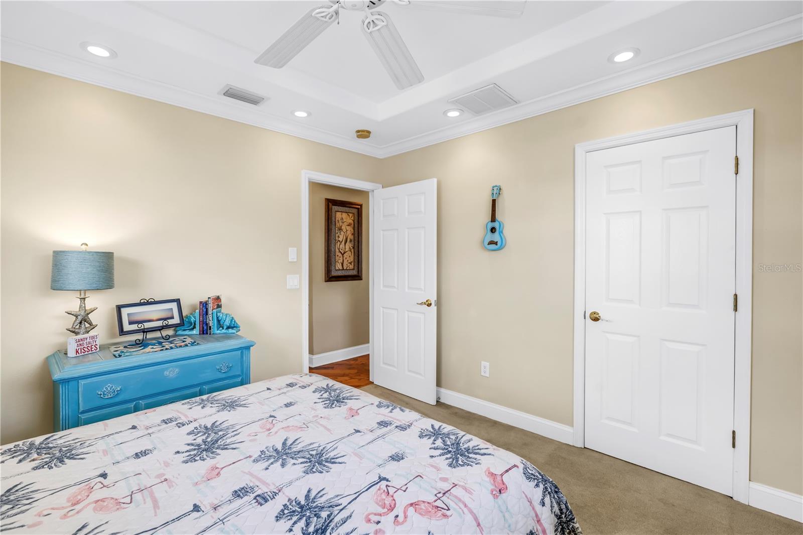 Image 37 of 71 For 106 22nd Street