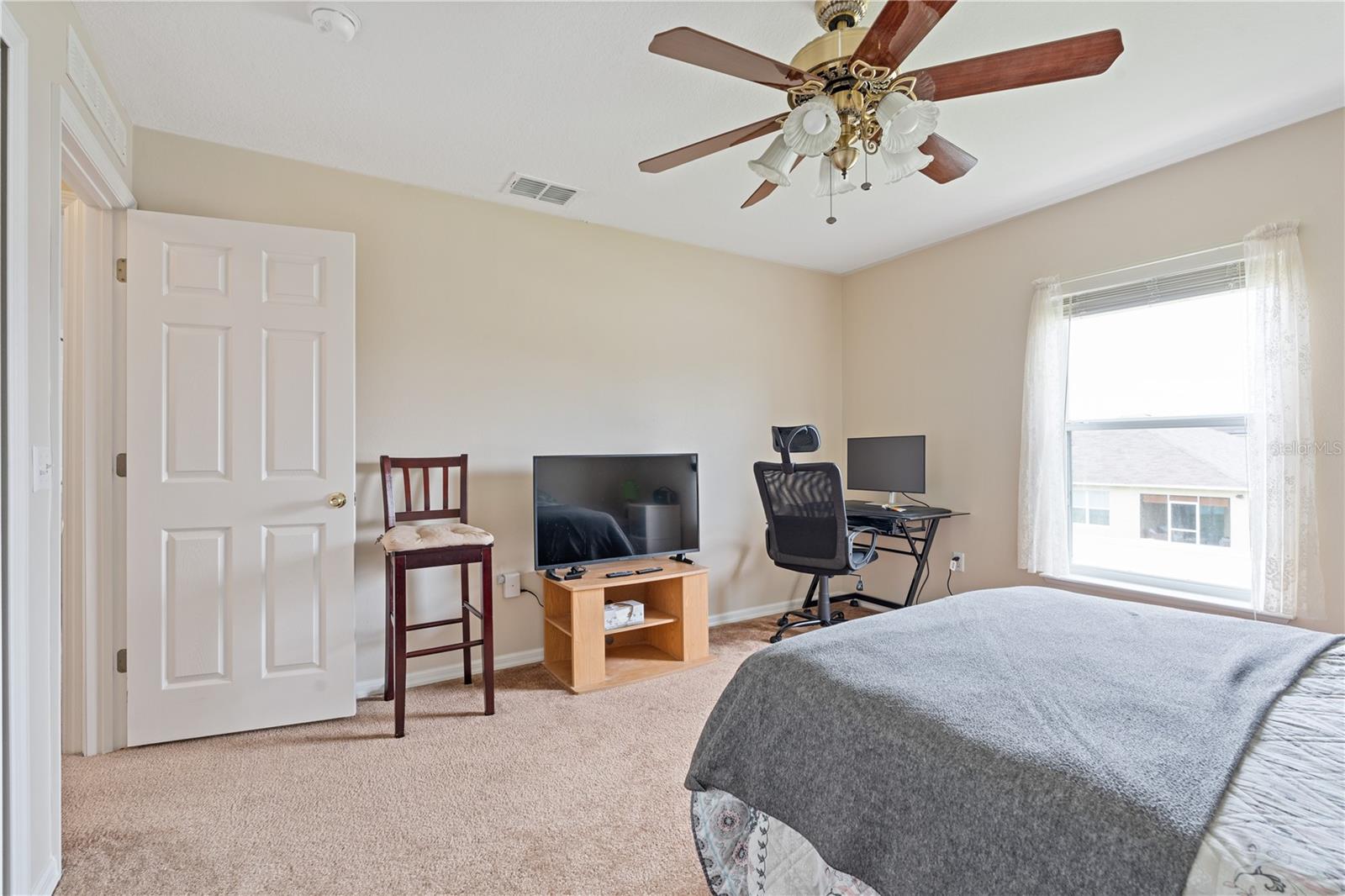 Image 43 of 68 For 2661 42nd Road