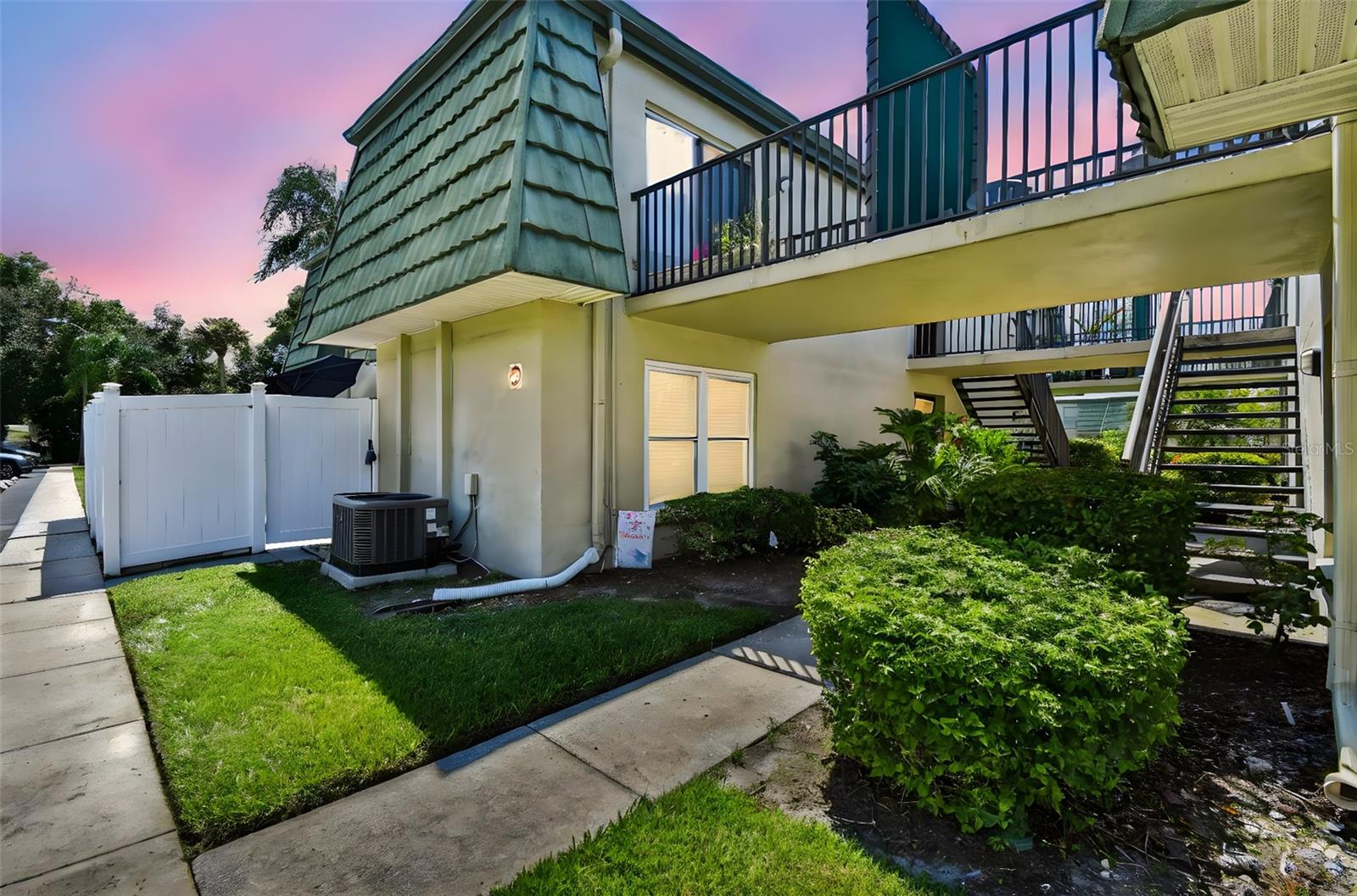 Image 2 of 53 For 1799 Highland Avenue 169