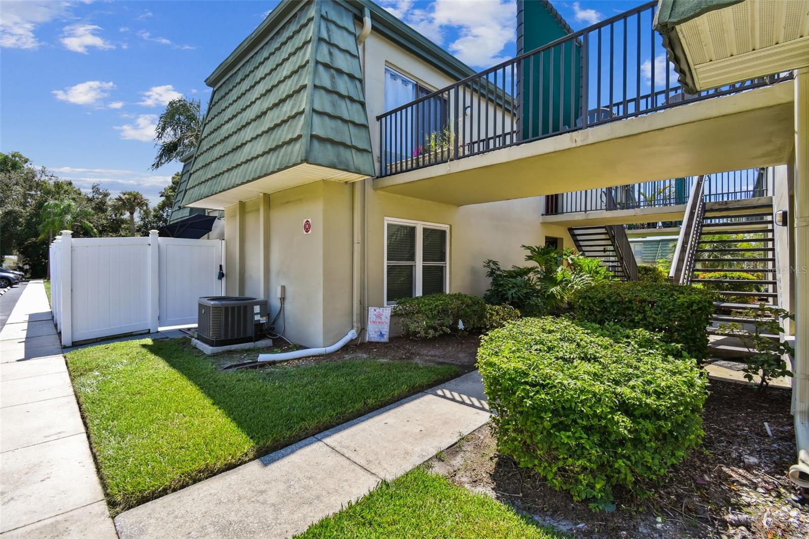 Image 21 of 53 For 1799 Highland Avenue 169