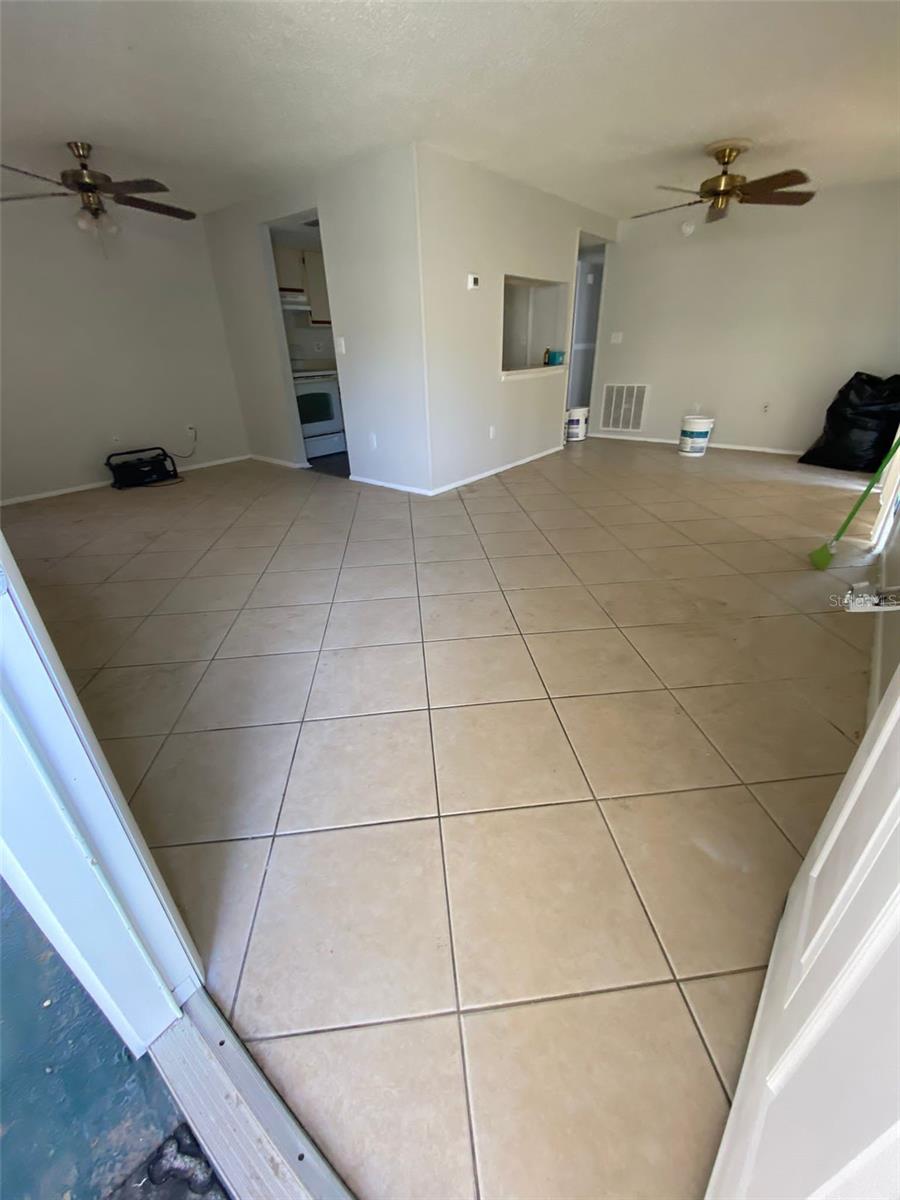 Image 2 of 17 For 132 Sabal Court B