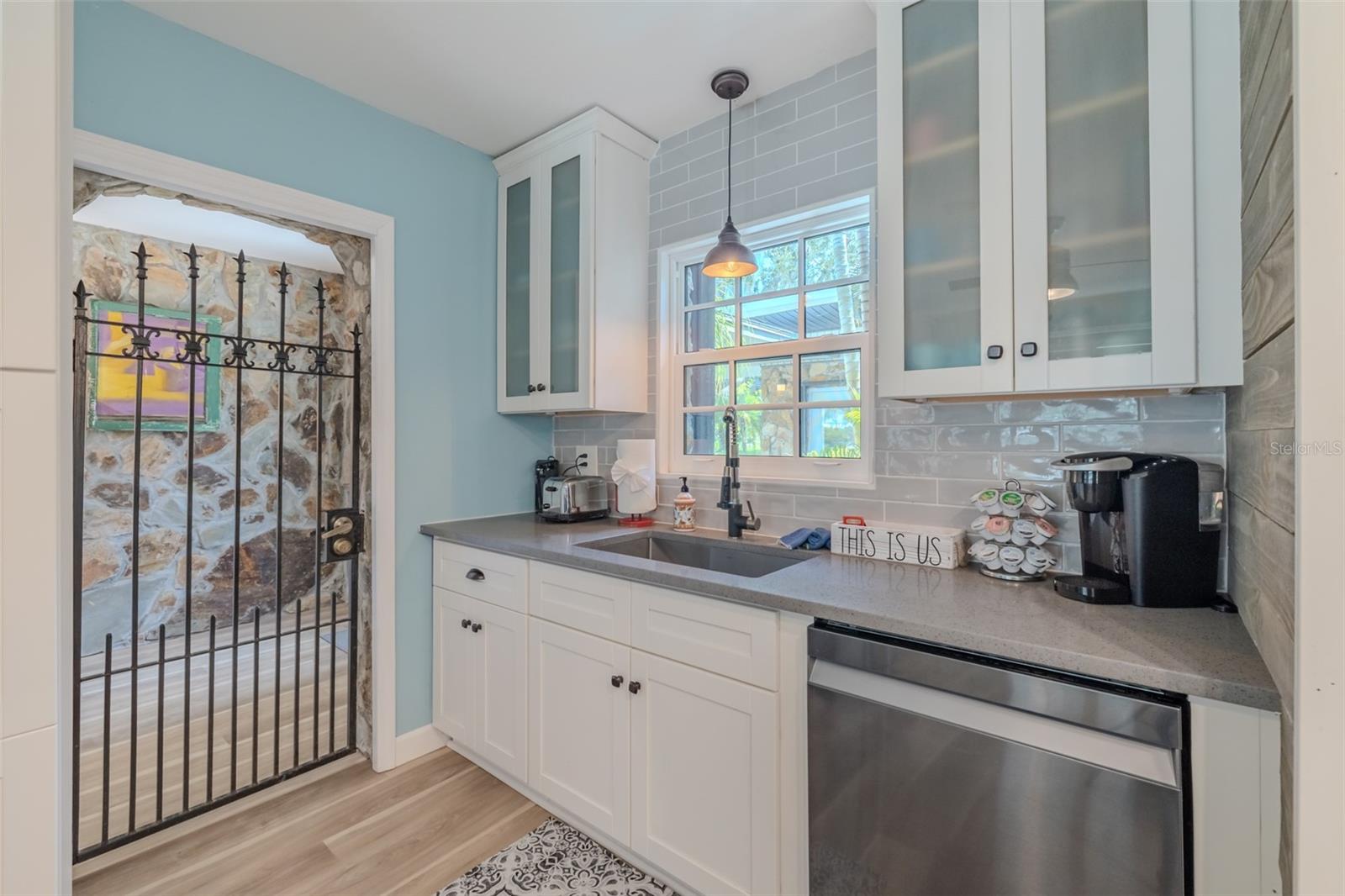 Image 13 of 69 For 820 Blue Heron Boulevard