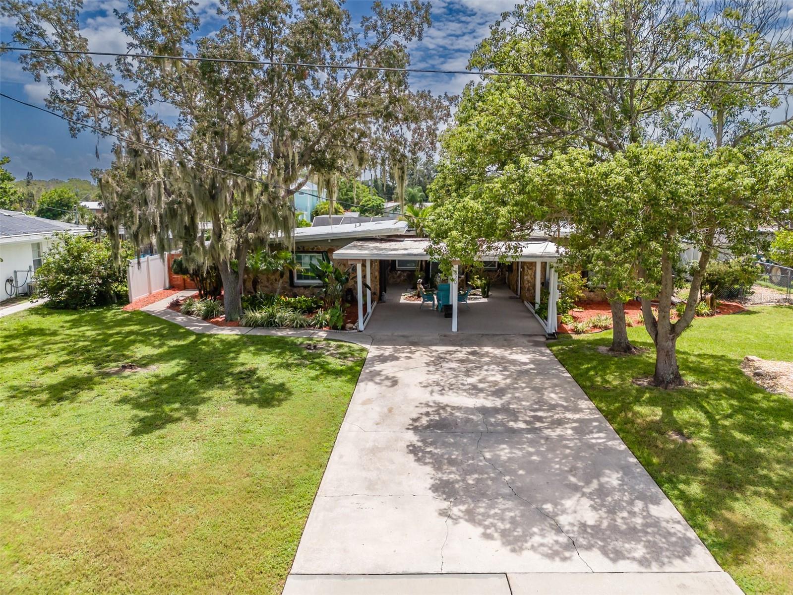 Image 2 of 69 For 820 Blue Heron Boulevard
