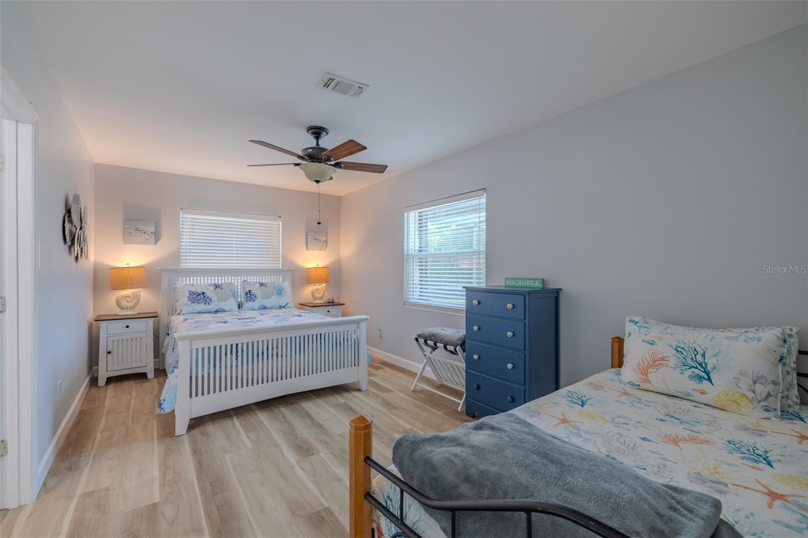 Image 34 of 69 For 820 Blue Heron Boulevard