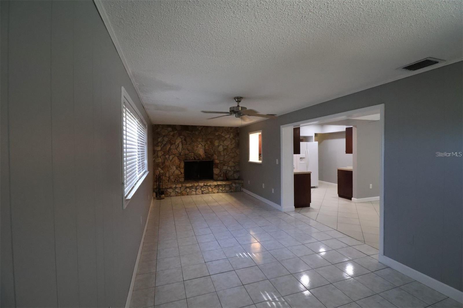 Image 8 of 21 For 1602 Lady Mary Drive
