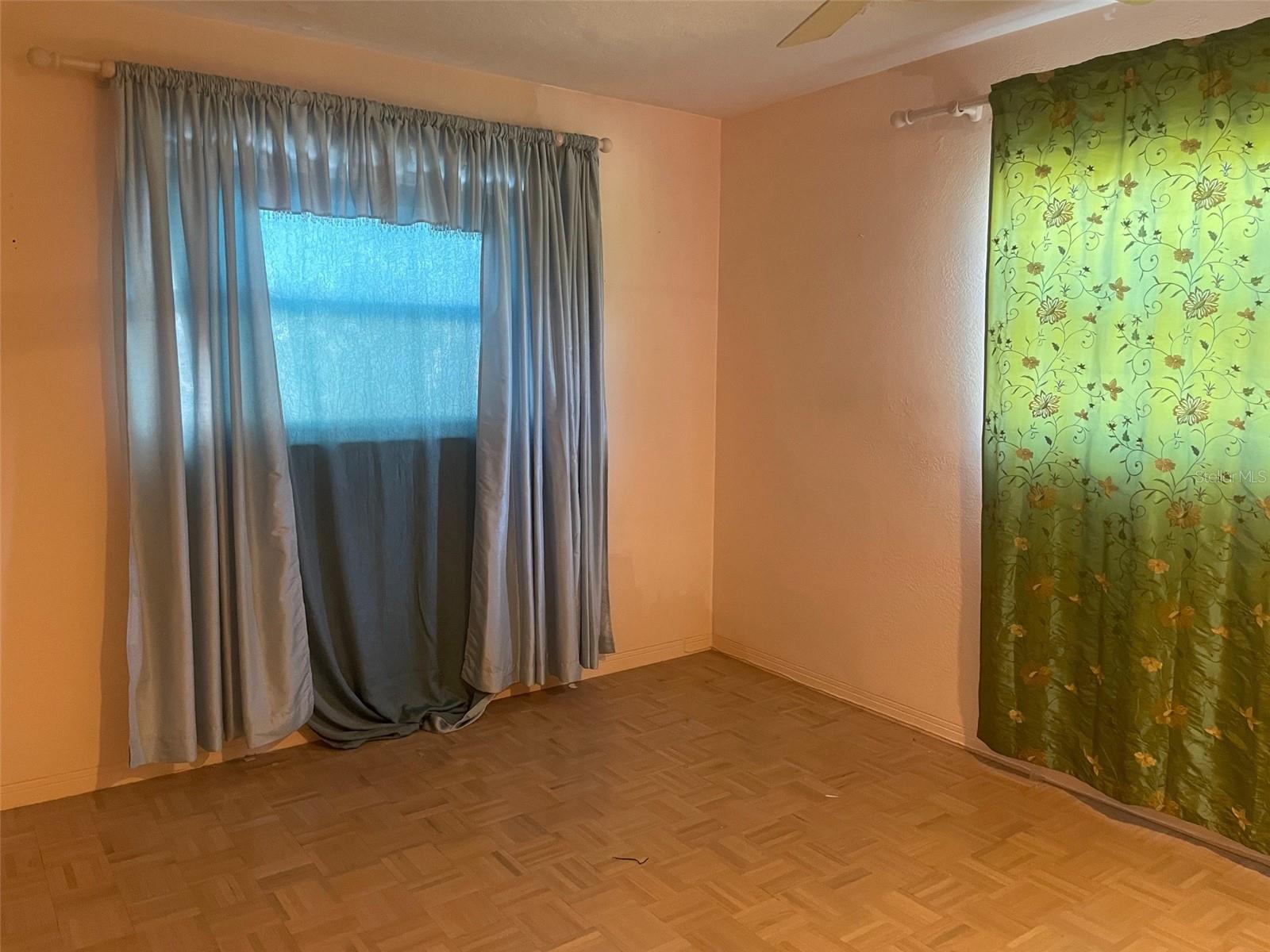 Image 15 of 28 For 5224 52nd Avenue N