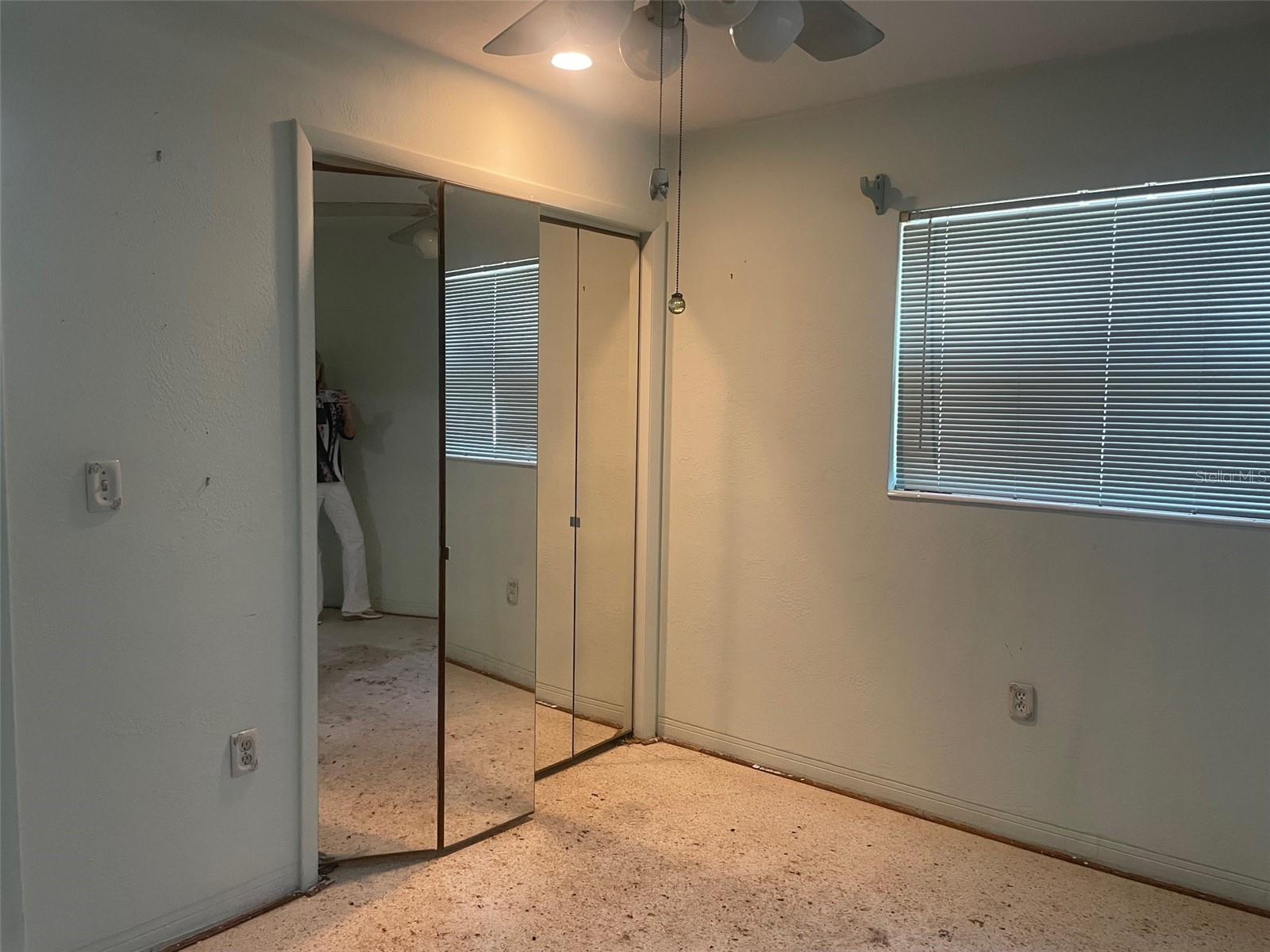 Image 17 of 28 For 5224 52nd Avenue N