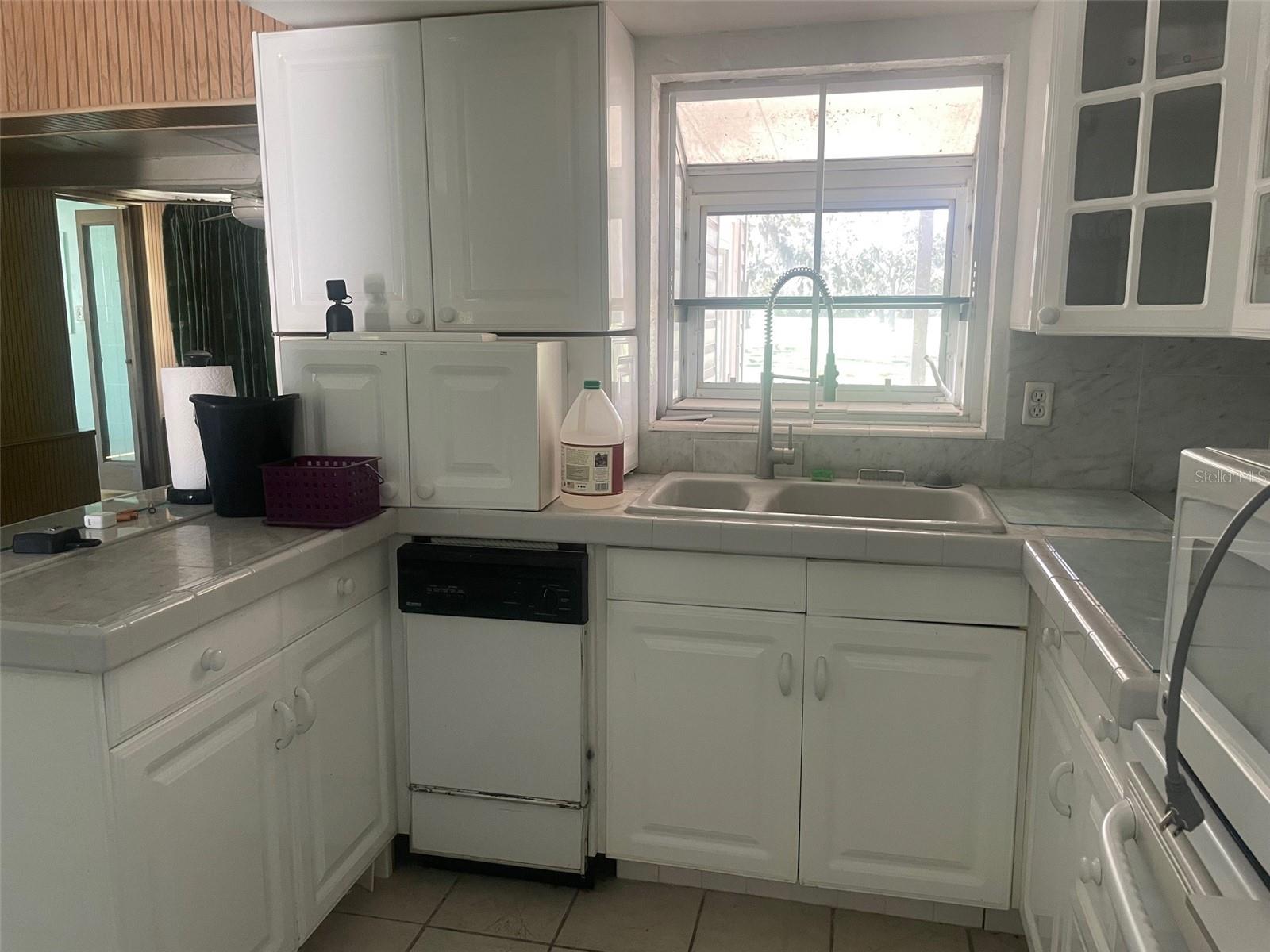 Image 6 of 28 For 5224 52nd Avenue N