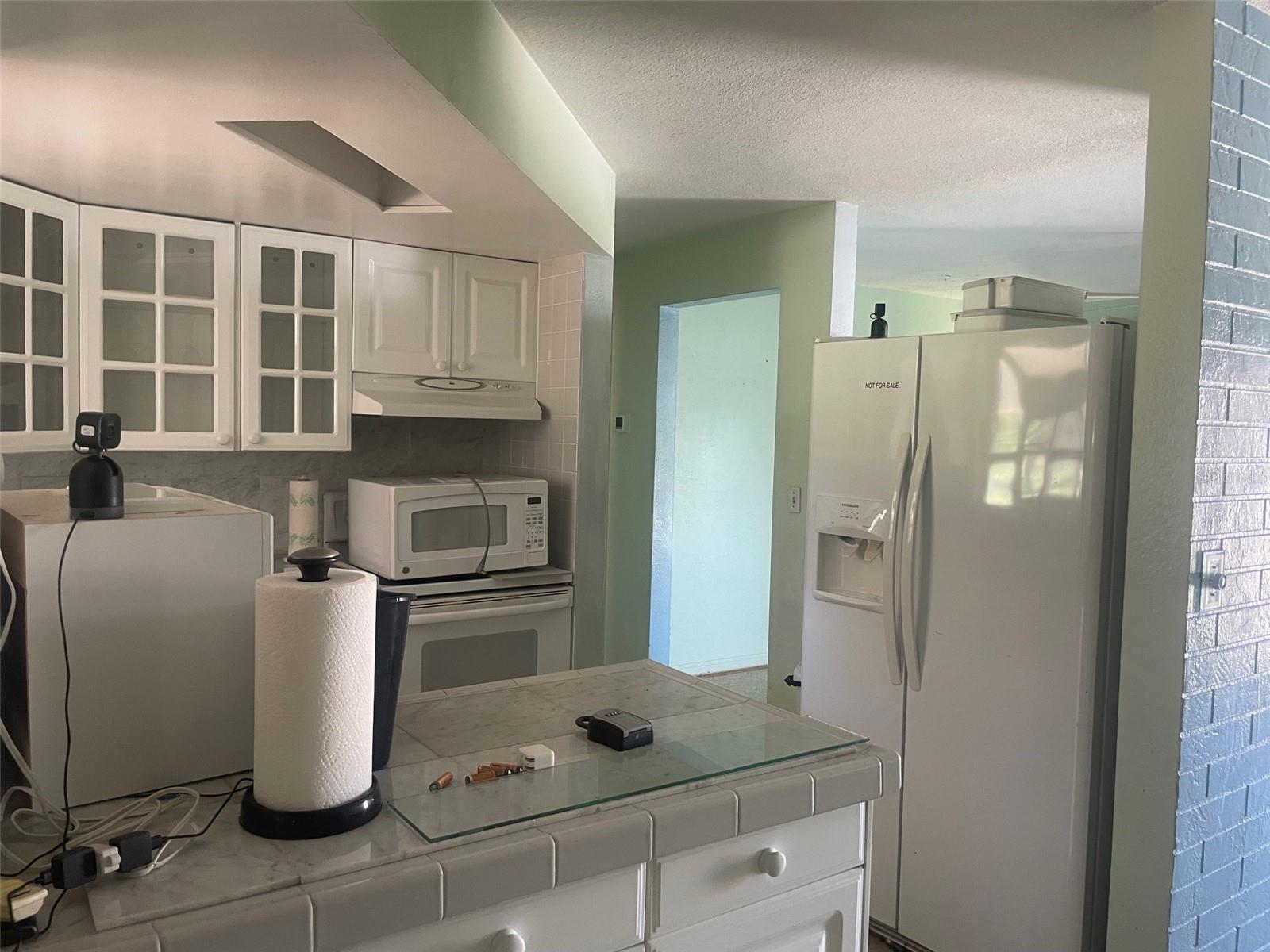 Image 7 of 28 For 5224 52nd Avenue N
